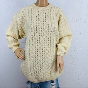 Vintage Highland Home Industries Medium Cream Crew Neck Fisherman Wool Sweater
